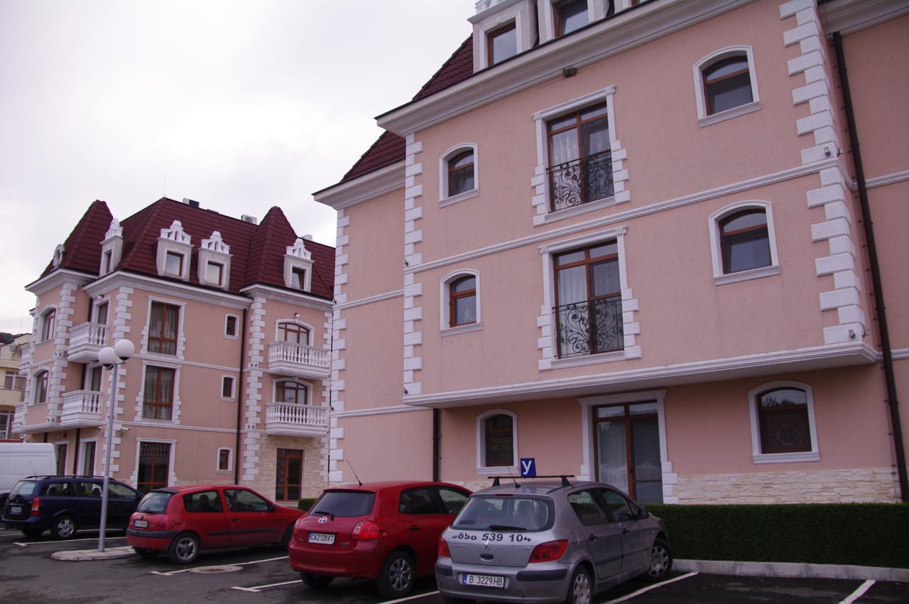 Hotel Aristokrat 奥布佐尔 外观 照片