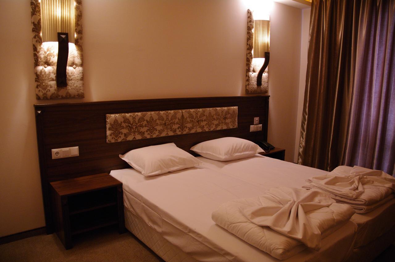 Hotel Aristokrat 奥布佐尔 外观 照片