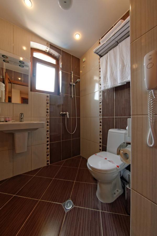 Hotel Aristokrat 奥布佐尔 外观 照片