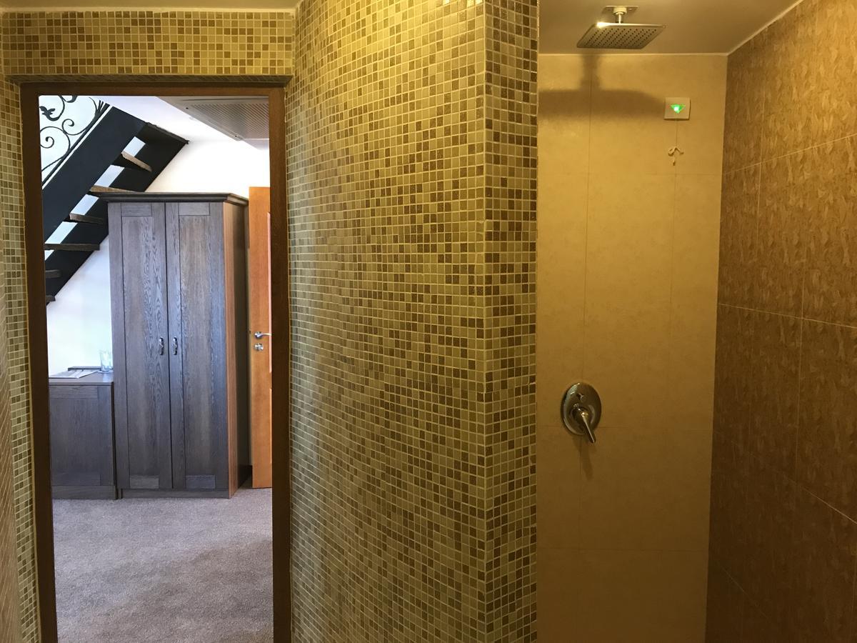 Hotel Aristokrat 奥布佐尔 外观 照片
